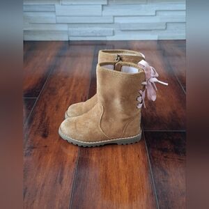 UGG Corene Toddler Boots Size 8 Chestnut Suede Ribbon Back Zip